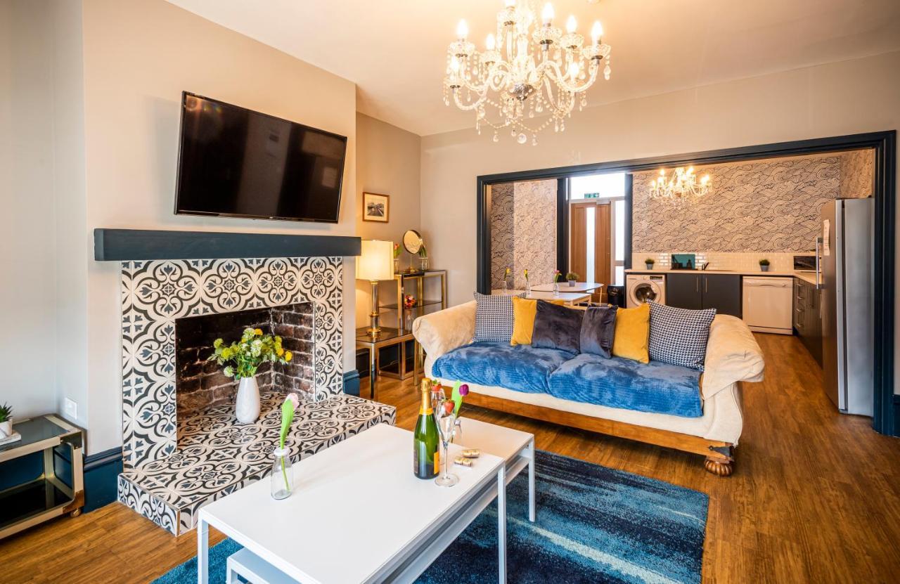 3 -Min Walk To Southport Pier & Beach Fast Wi-Fi & Perfect Getaway Zewnętrze zdjęcie